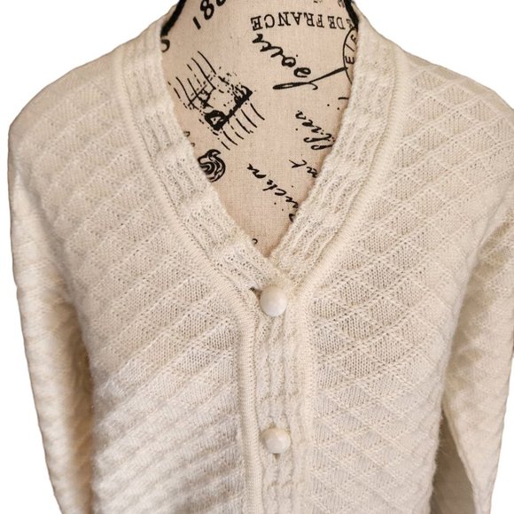 Vintage Portia Sweater Women's Size M White Knit Long Sleeve Button Pockets - Picture 11 of 12